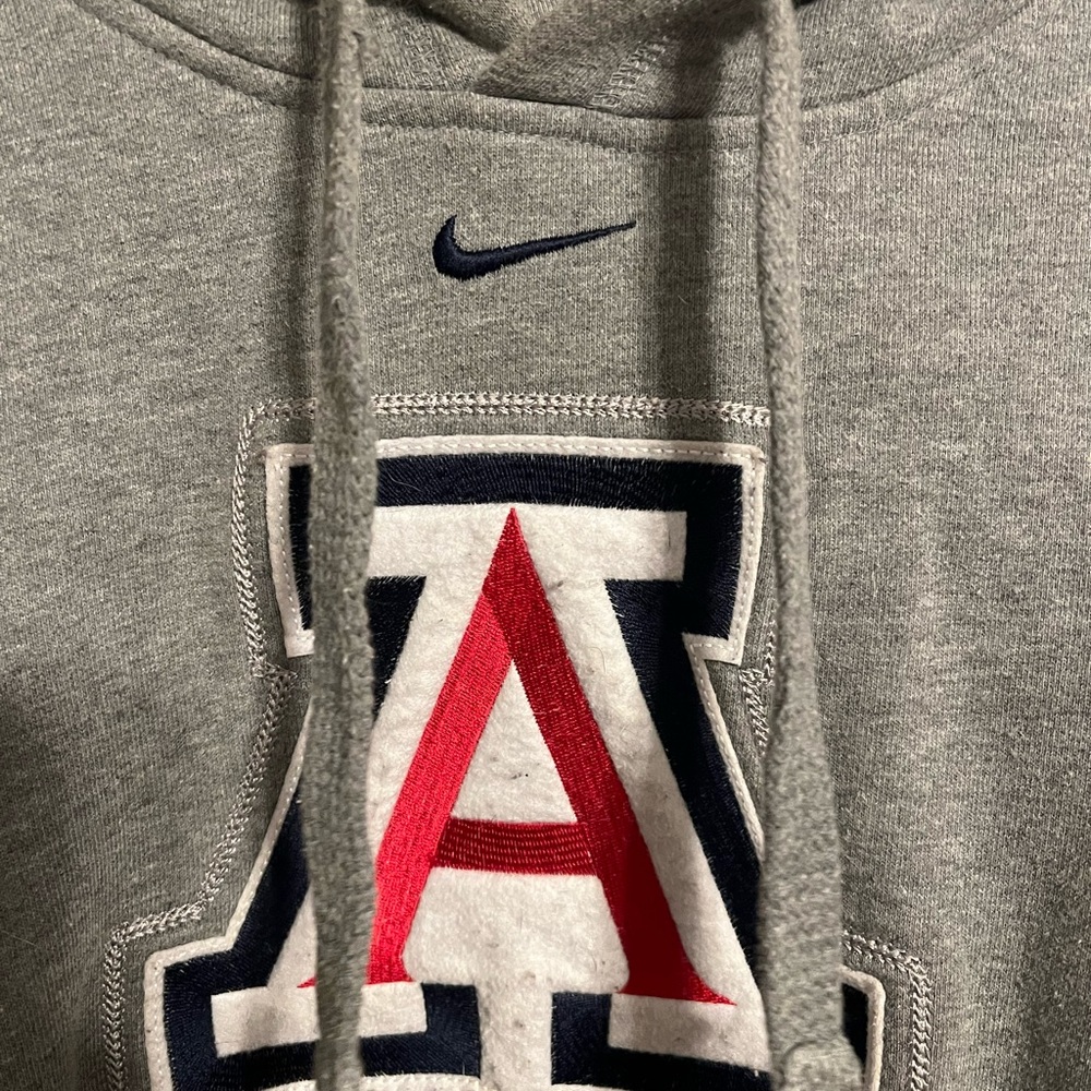 🏆University of Arizona hoodie - Picture 2 of 5